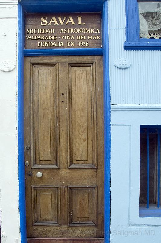 20071221 105021 D2X 2800x4200.jpg - Door, Valparaiso, Chile